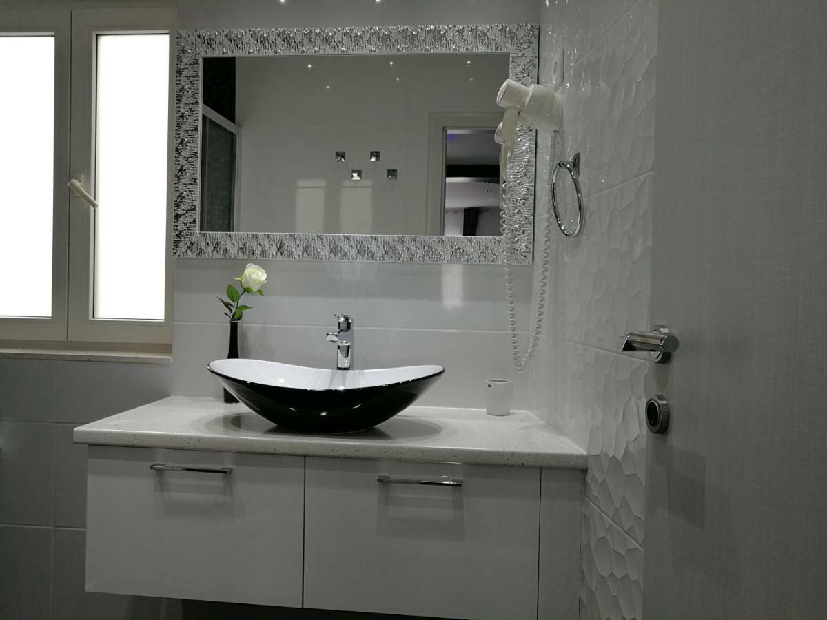 Palladium II City Center Apartments Makarska Exterior photo
